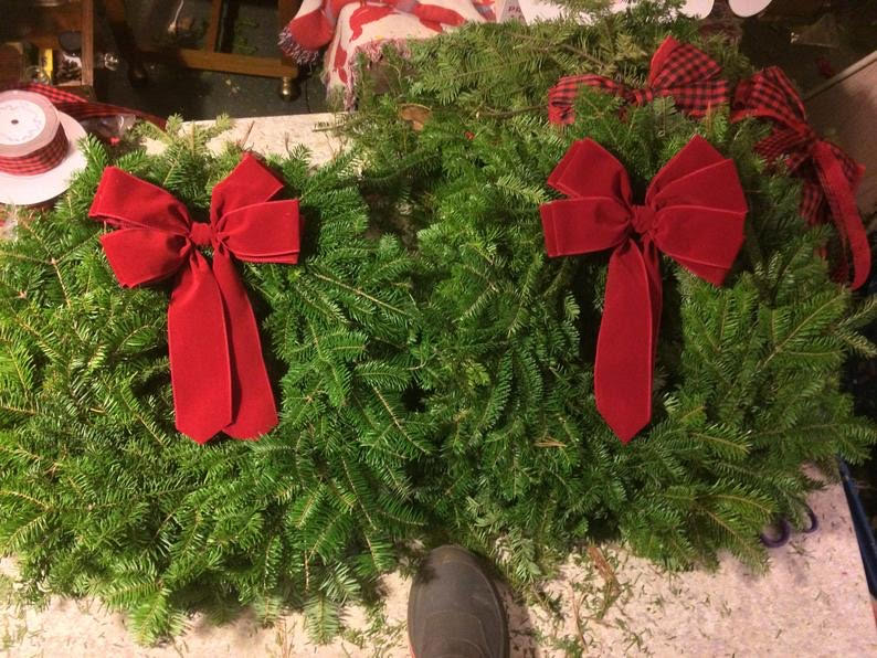 2022 Holiday Wreath Sale