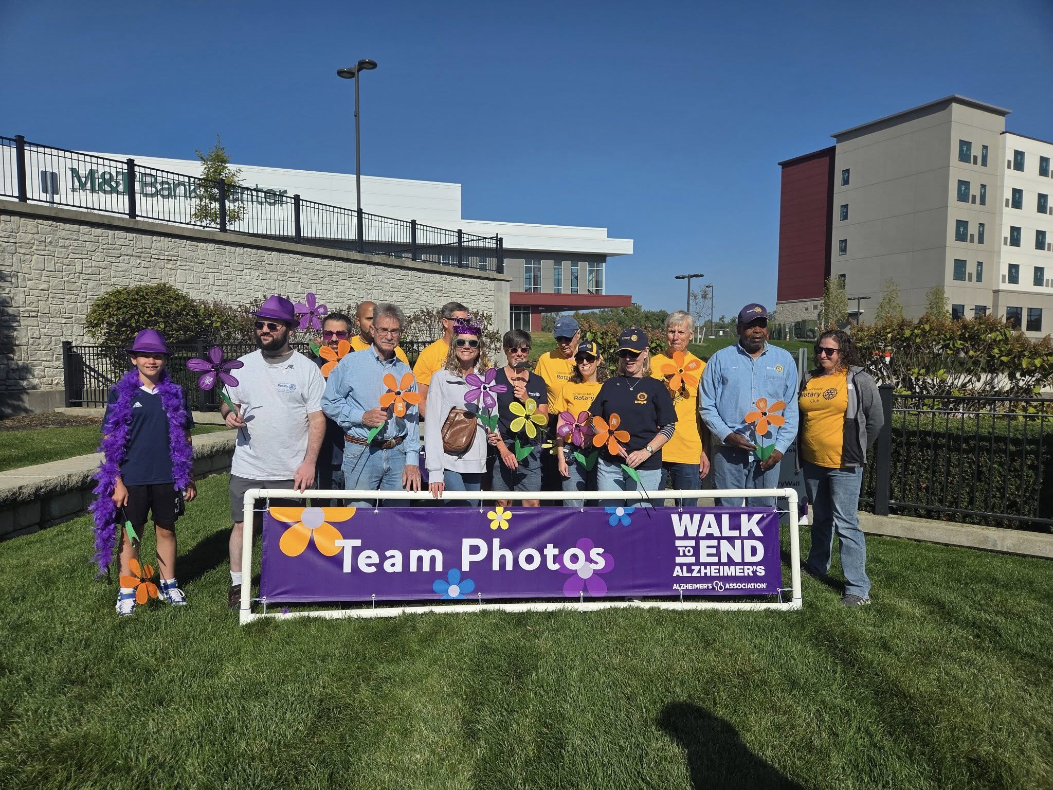 Club Joins Walk to End Alzheimers